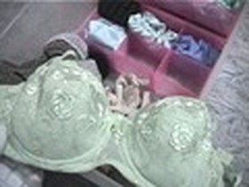 女性宅不法侵入 下着盗撮　サンプル画像02